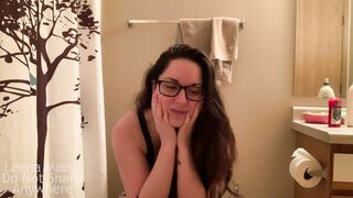 Leena Mae - Bathroom Diary 4