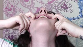 Leena Mae - Playing With My Mouth
