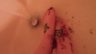 Leena Mae - Washing My Dirty Feet