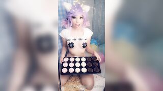 Belle Delphine   31 10 2020 Food and Balloons (20)