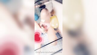 Belle Delphine   31 10 2020 Food and Balloons (23)