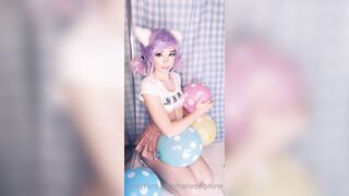 Belle Delphine   31 10 2020 Food and Balloons (4)