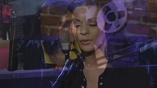 Linsey on Howard Stern Show (2003)