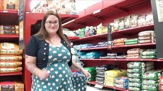 SamanthaStarfish - Pooping My Diaper In A Pet Store!