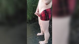    Nekokuny - Femboy Pees in the Sea in Public_Nekokunyp