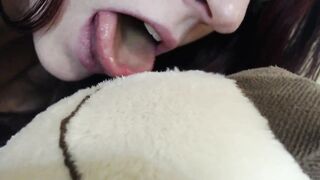 Jessie Wolfe - Watch Me Hump And Make Out With Mr Bear - ManyVids
