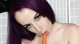 Goddess Valora - Wet And Naughty Carrot Inspection