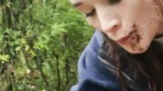 NaughtyNini - I Lick Dirt Off My Feet For You