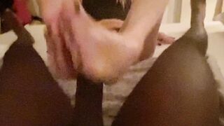 thedongkinger - BBC Cums On Housewifes Sexy Feet