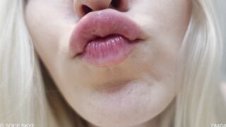 Sofie Skye - Shrunken Dick Cuckie Kissing